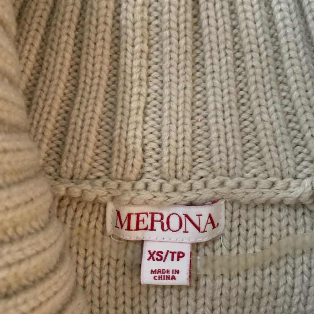 Cardigan - Picture 2 of 2